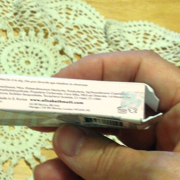 Elizabeth Mott Eye Shadow Primer 0.35 oz - Picture 5 of 5